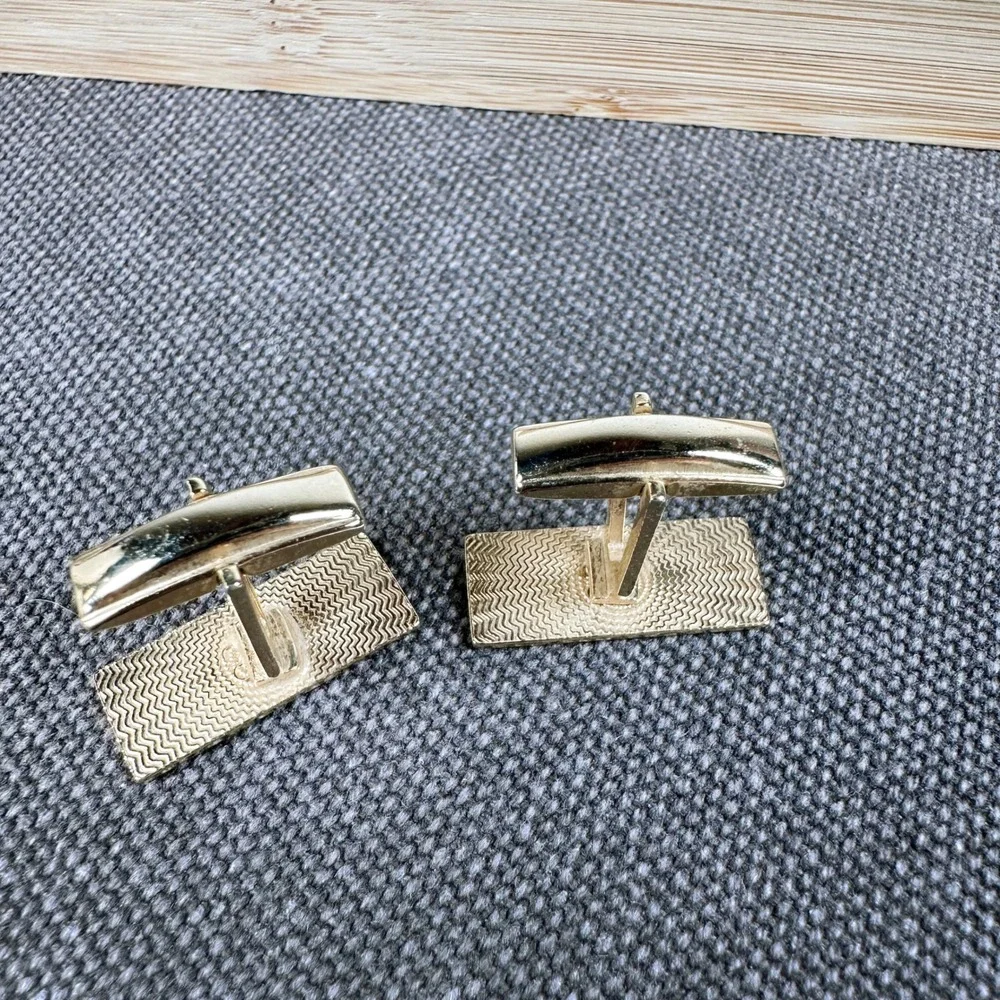 Lot of 4 Vintage Cufflinks Gold Tone Swank Shields Signed Mid Century Mens